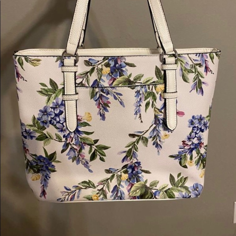 Dana Buchanan handbag